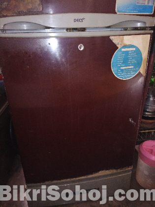 Walton refrigerator